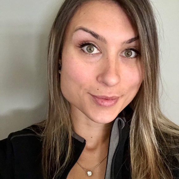 Meet your Posher, Codi - Picture 1 of 1